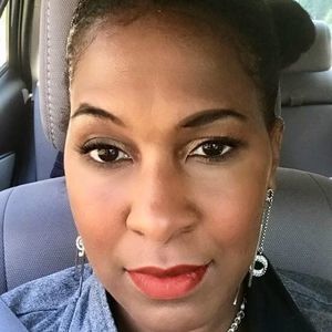 Meet your Posher, Diedre